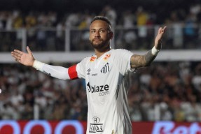  内马尔赛事官方发布比分优势明显新规，拜仁争议不断！-开云注册送彩金